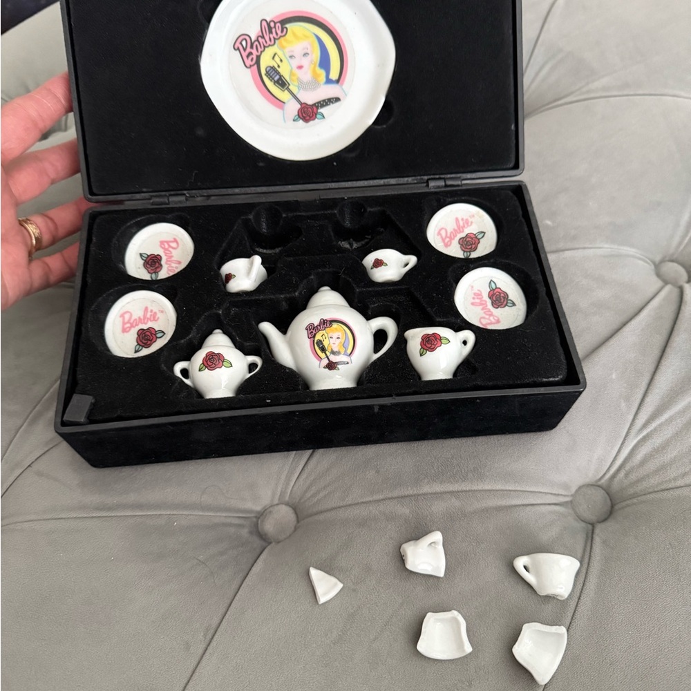 Barbie White Tea Set - Picture 3 of 5